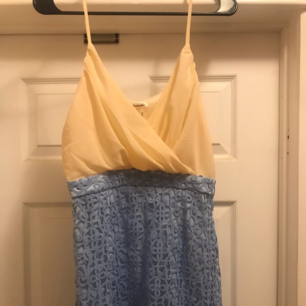 Size small Cream and Blue Dress 👗
